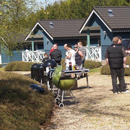 Riis Feriepark Give Extérieur photo
